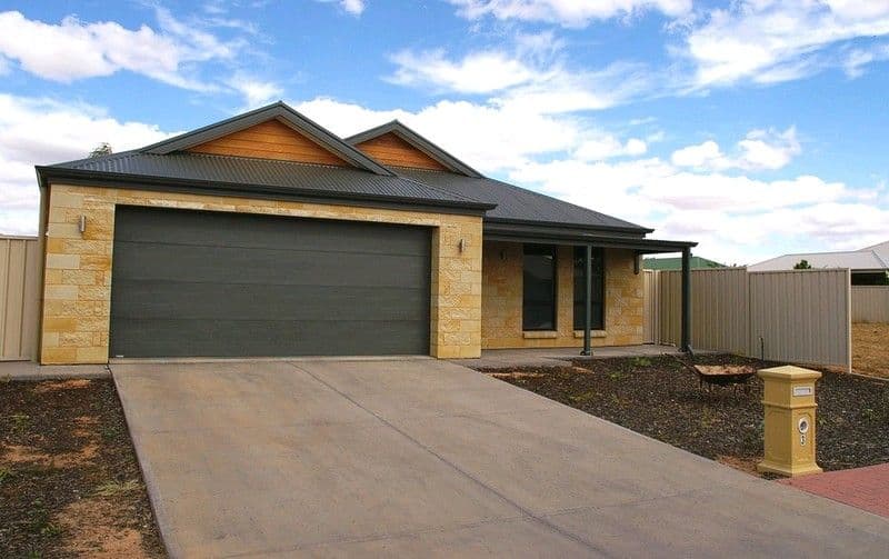 3 Rod Thomas Street, Renmark SA 5341, Renmark - Image 1