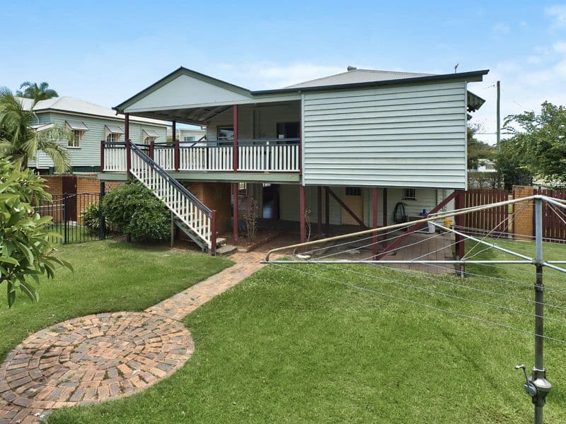 124  Barrack Road, CANNON HILL QLD 4170, Cannon Hill - Thumbnail 2