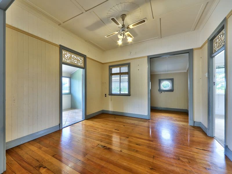 124  Barrack Road, CANNON HILL QLD 4170, Cannon Hill - Thumbnail 3