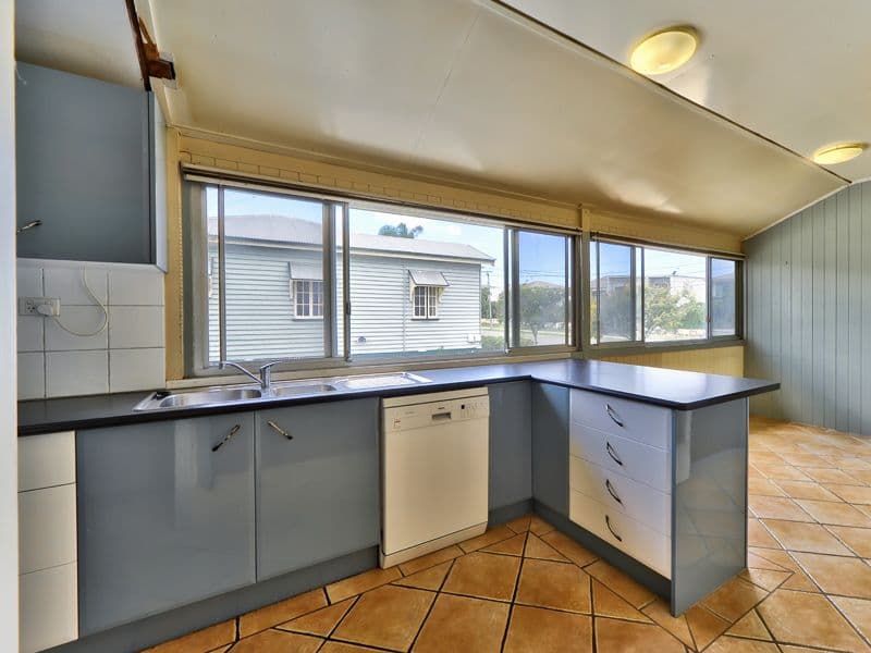 124  Barrack Road, CANNON HILL QLD 4170, Cannon Hill - Thumbnail 5