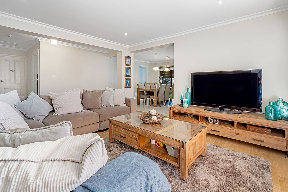 3 Sutherland Way, Roxburgh Park VIC 3064, Roxburgh Park - Thumbnail 5