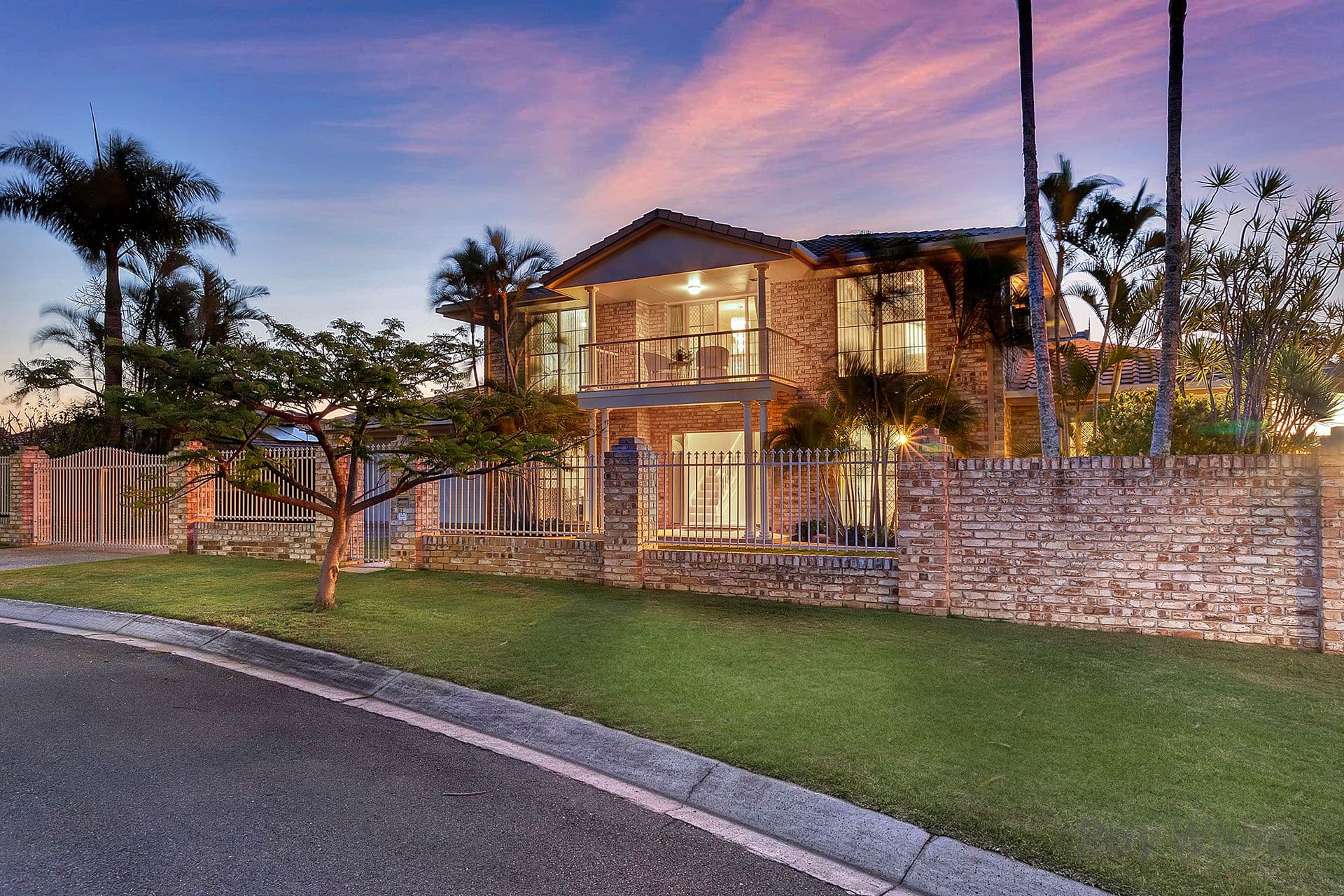 28 Teagarden Street, Eight Mile Plains QLD 4113, Eight Mile Plains - Image 1