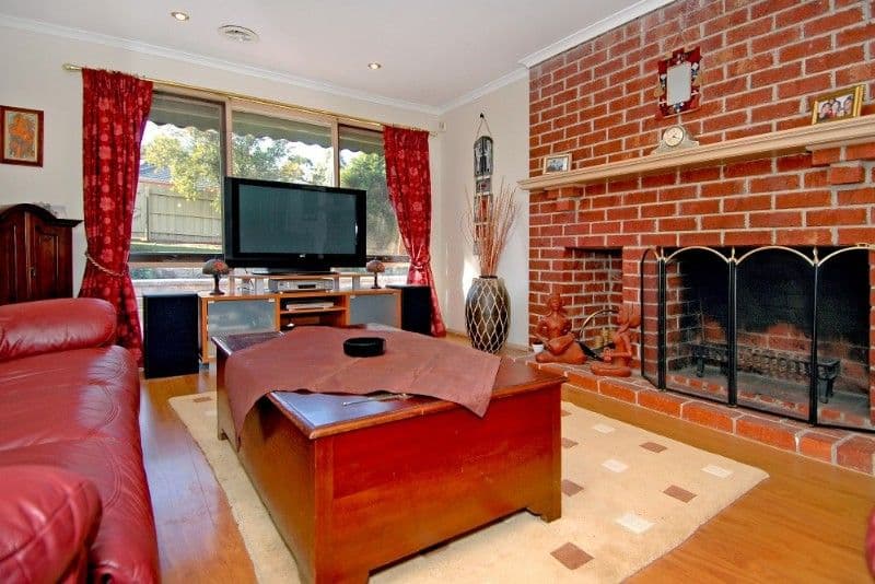 62 Edmund Rice Parade, WATSONIA NORTH VIC 3087, Watsonia North - Thumbnail 2