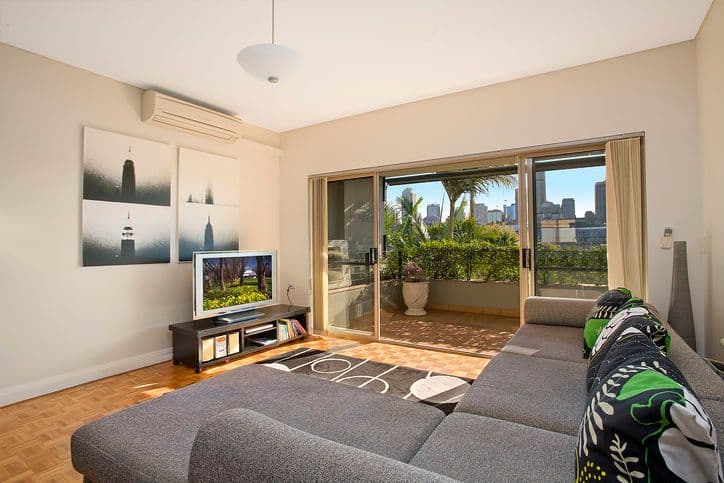 16 Jims Crescent, Secret Harbour, WA, 6173, Secret Harbour - Thumbnail 2