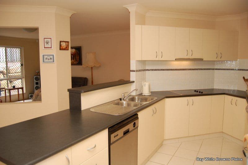 8  Rio Court, UNDERWOOD QLD 4119, Underwood - Thumbnail 2