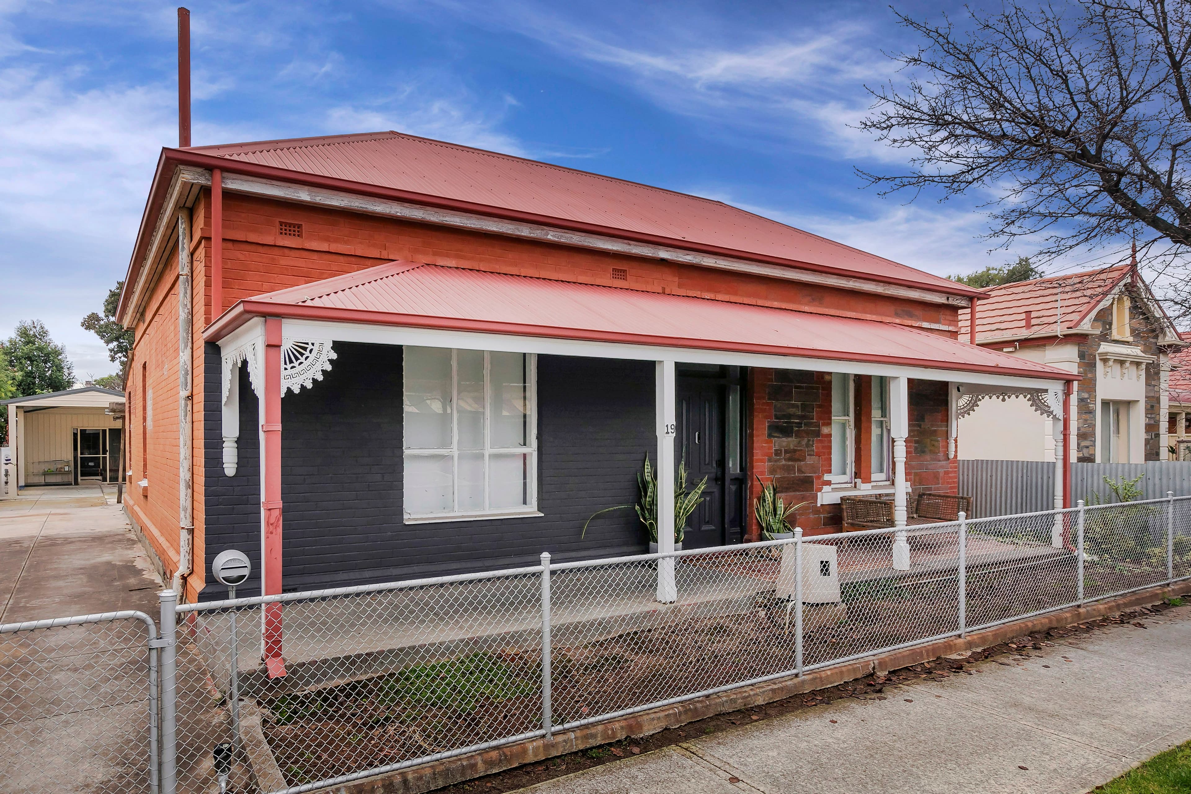 West Hindmarsh SA 5007, West Hindmarsh - Image 1