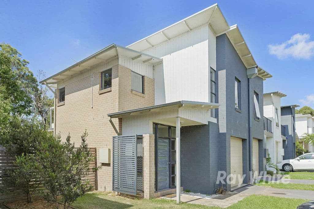 33 Kestrel Circuit, Shortland - Image 1