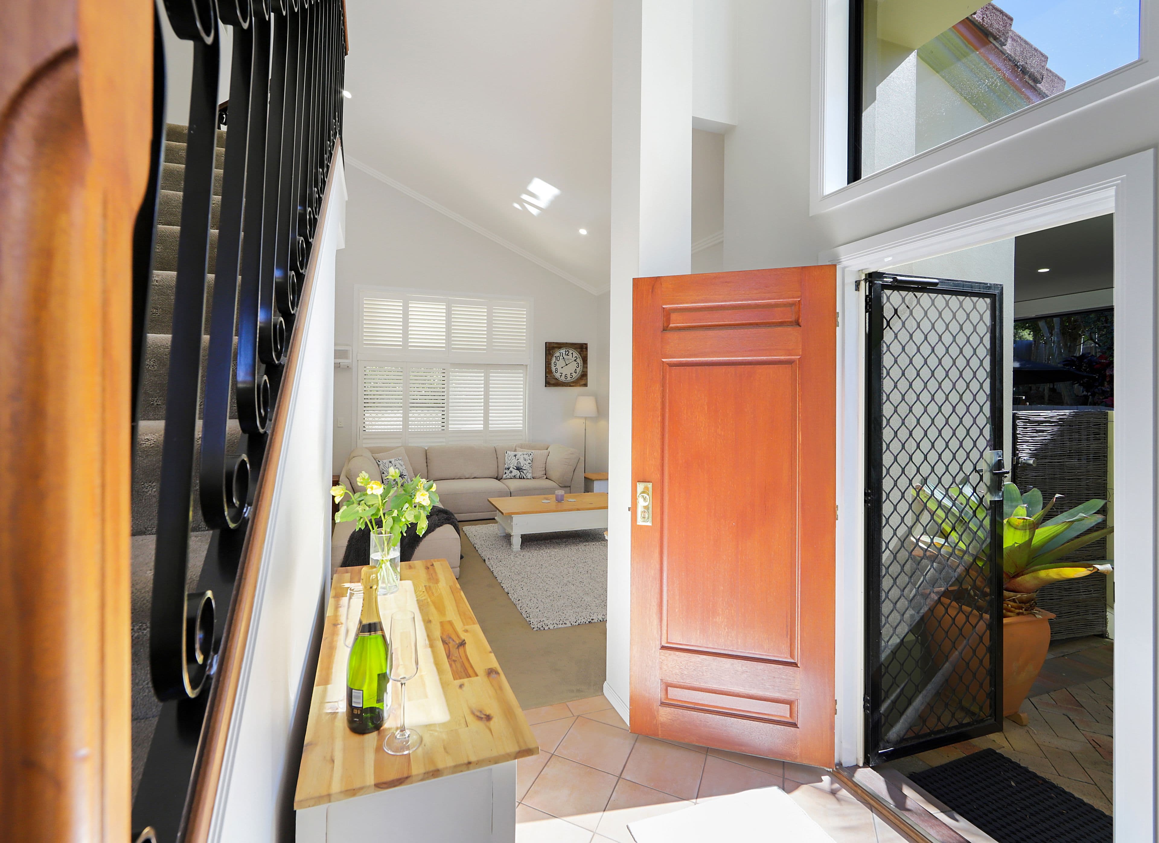 65 Benowa Road, Southport QLD 4215, Southport - Thumbnail 3