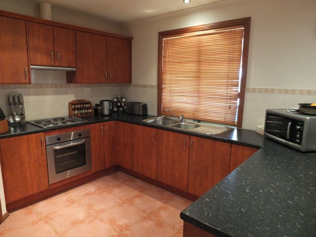 2 Reynolds Street, KADINA SA 5554, Kadina - Thumbnail 2