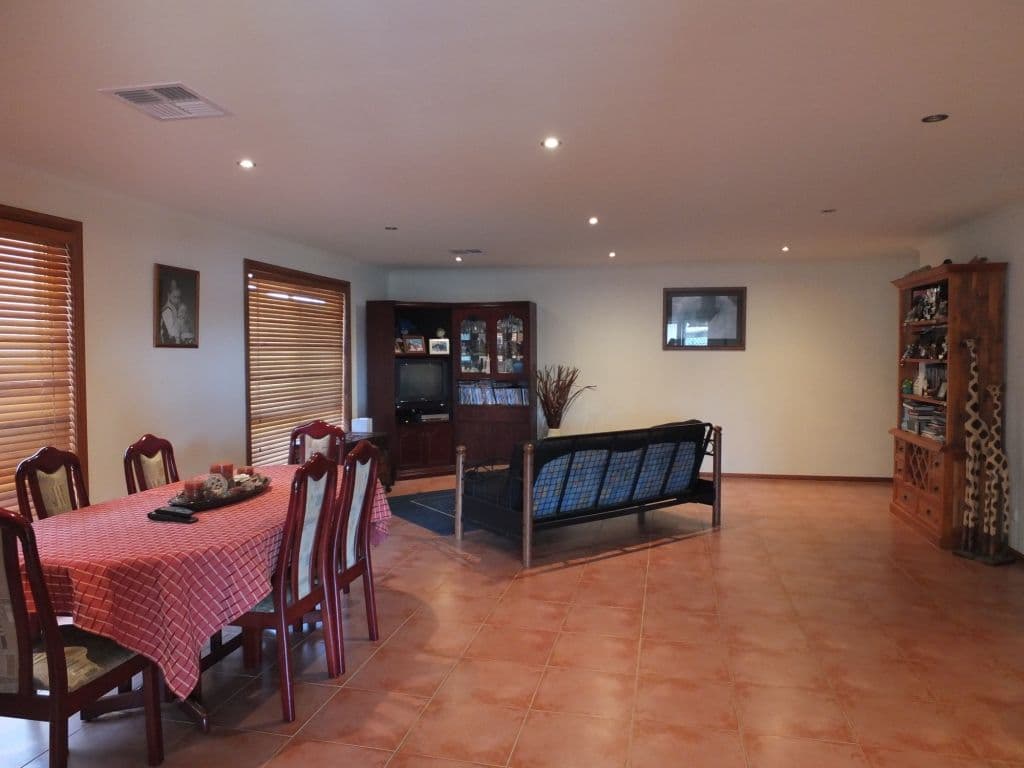 2 Reynolds Street, KADINA SA 5554, Kadina - Thumbnail 3
