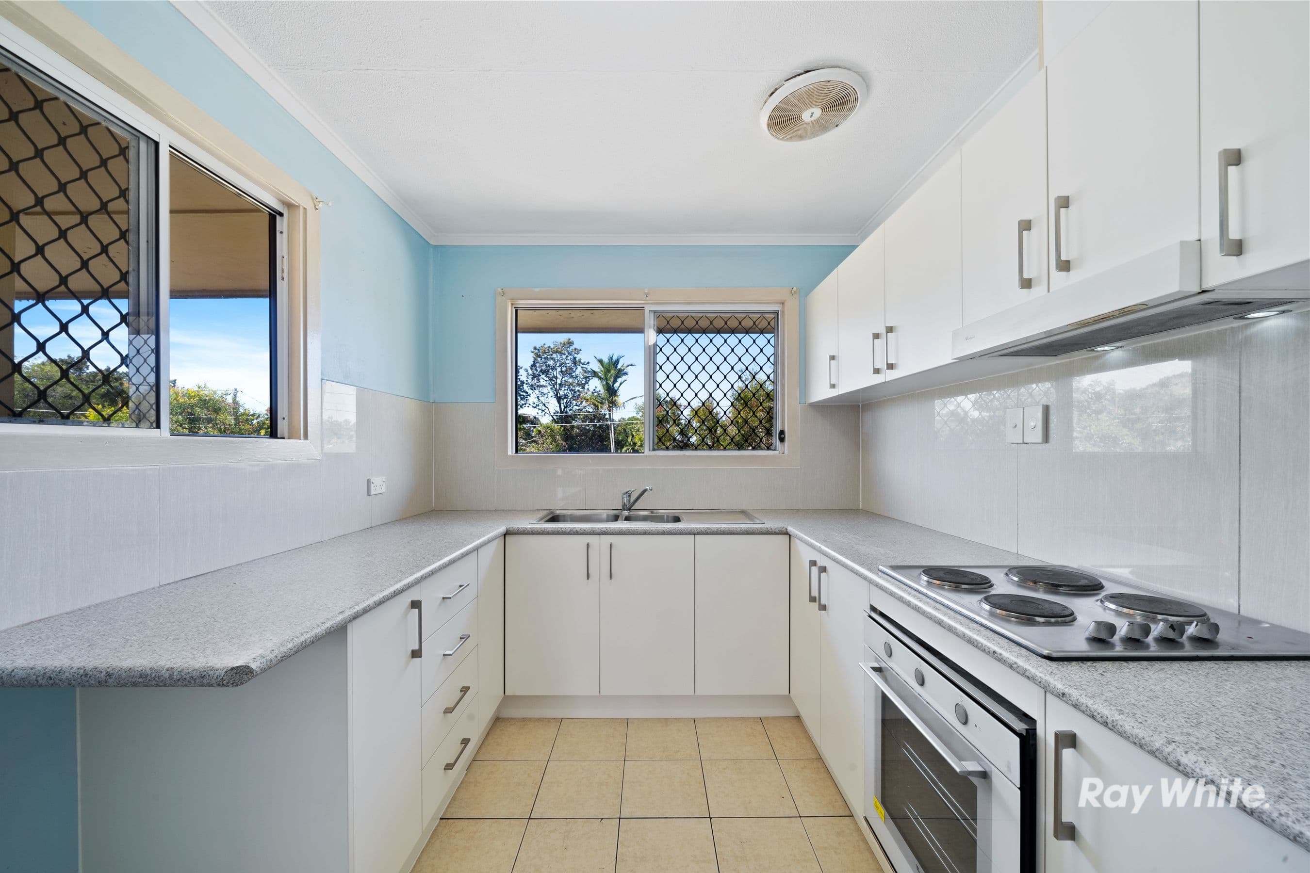 4 Skyline Drive, Kingston QLD 4114, Kingston - Thumbnail 5