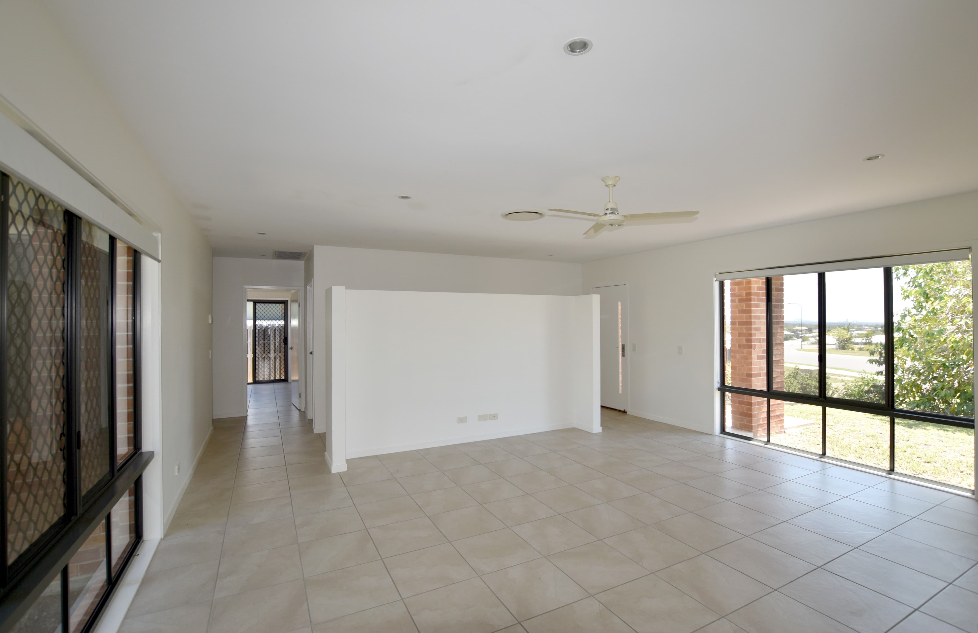 151 Emmadale Drive, New Auckland QLD 4680, New Auckland - Thumbnail 6