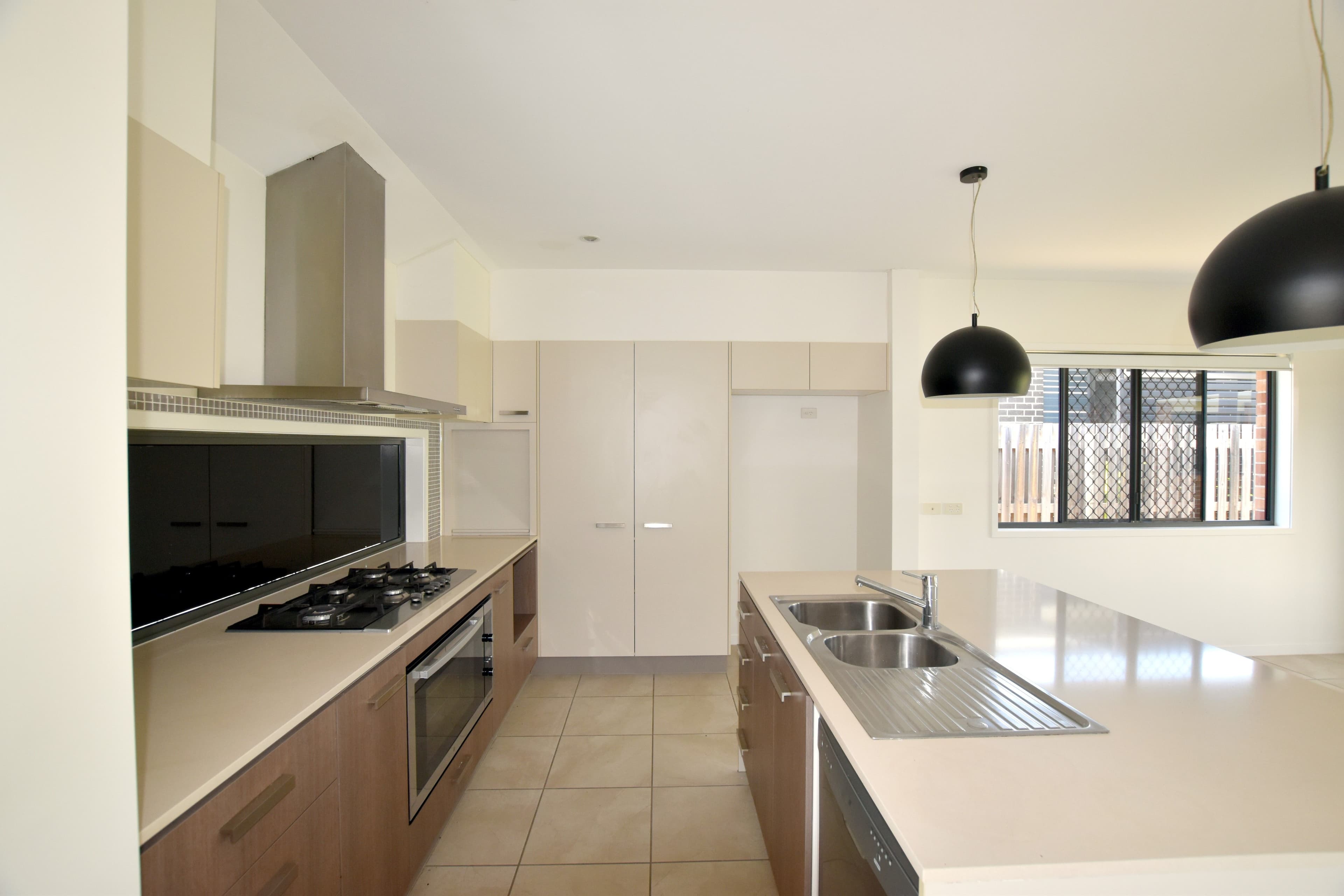 151 Emmadale Drive, New Auckland QLD 4680, New Auckland - Thumbnail 8