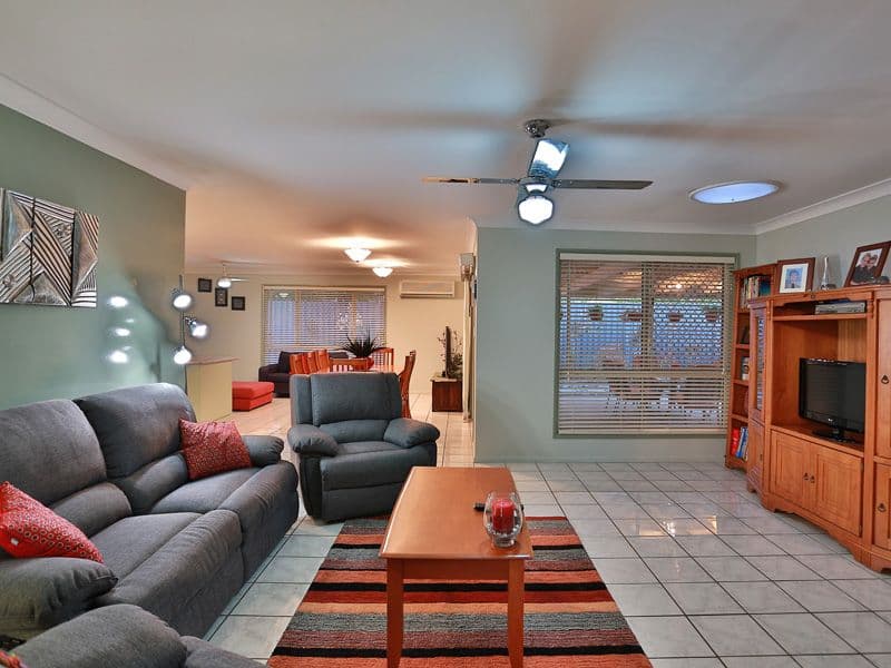 61 Calista Crescent, BRACKEN RIDGE QLD 4017, Bracken Ridge - Thumbnail 2