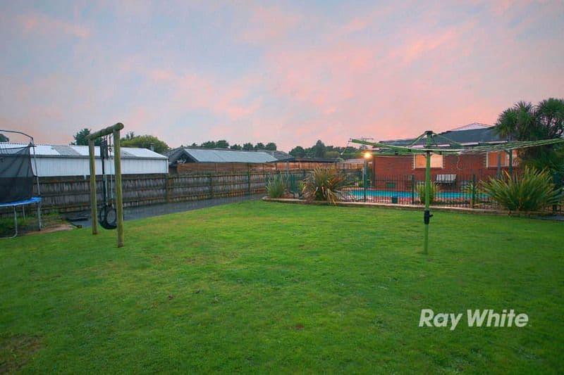 5 Kurrajong Court, CRANBOURNE NORTH VIC 3977, Cranbourne North - Thumbnail 2