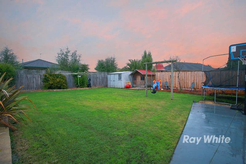 5 Kurrajong Court, CRANBOURNE NORTH VIC 3977, Cranbourne North - Thumbnail 3