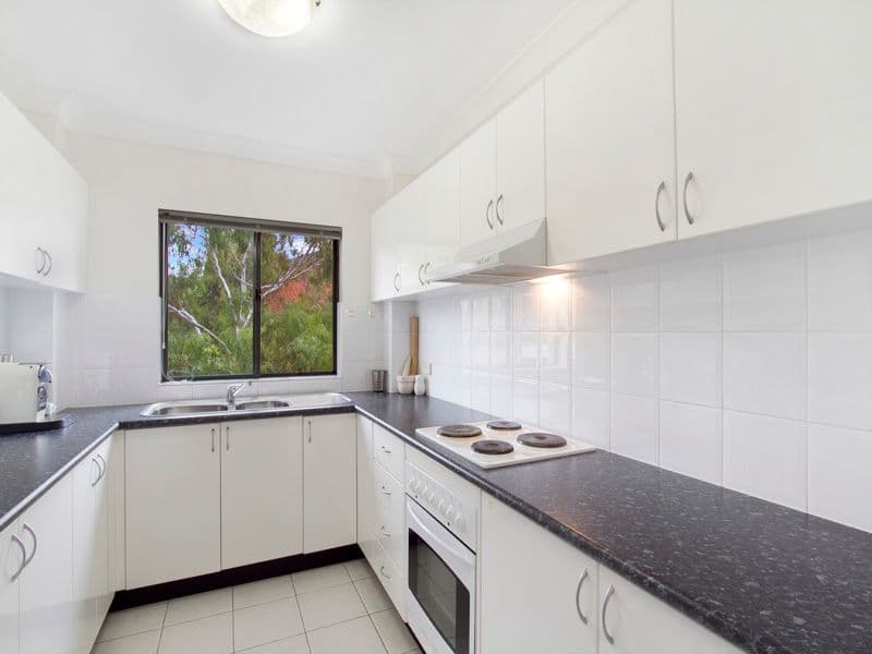 6-14 Park Street, SUTHERLAND NSW 2232, Sutherland - Thumbnail 3