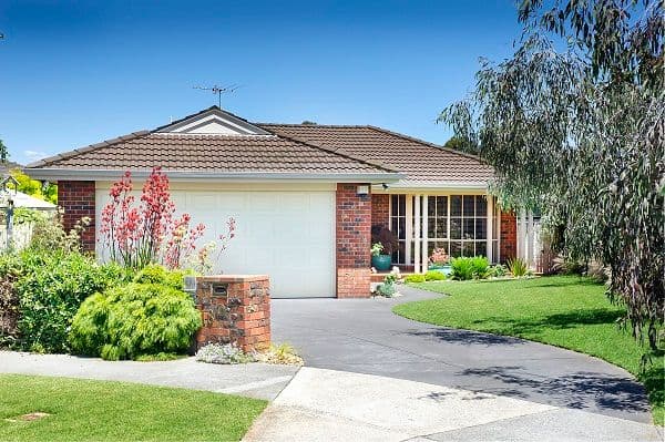 18 Evelyn Court, DINGLEY VILLAGE VIC 3172, Dingley Village - Image 1
