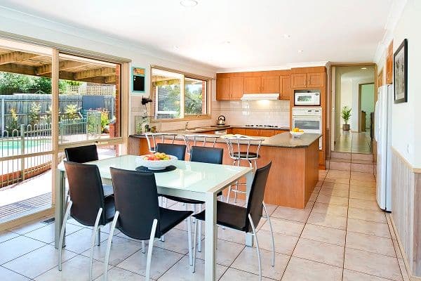 18 Evelyn Court, DINGLEY VILLAGE VIC 3172, Dingley Village - Thumbnail 7