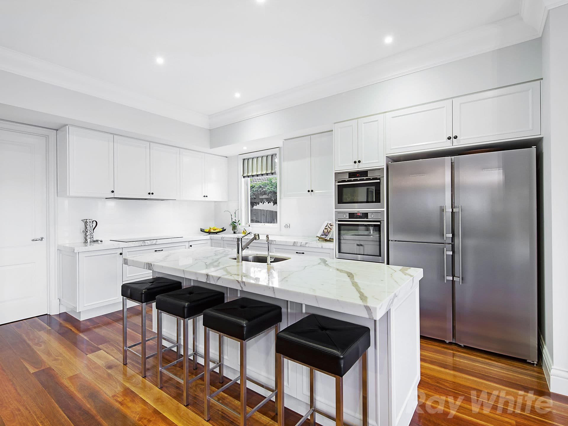 10 Adela Court, Mulgrave VIC 3170, Mulgrave - Thumbnail 2