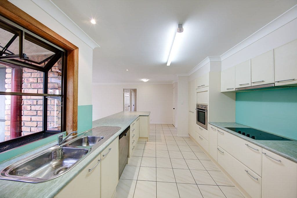 25 Ustinov Crescent, McDowall QLD 4053, McDowall - Thumbnail 4