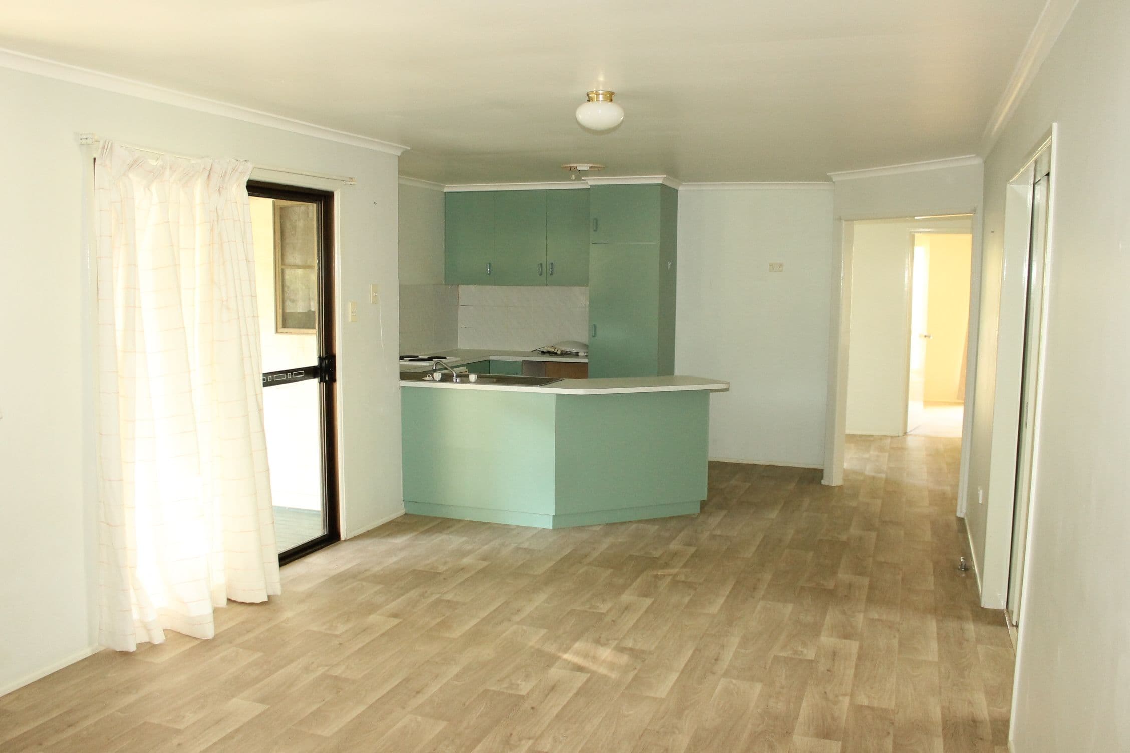 13 Acacia Avenue, Dalby QLD 4405, Dalby - Thumbnail 4