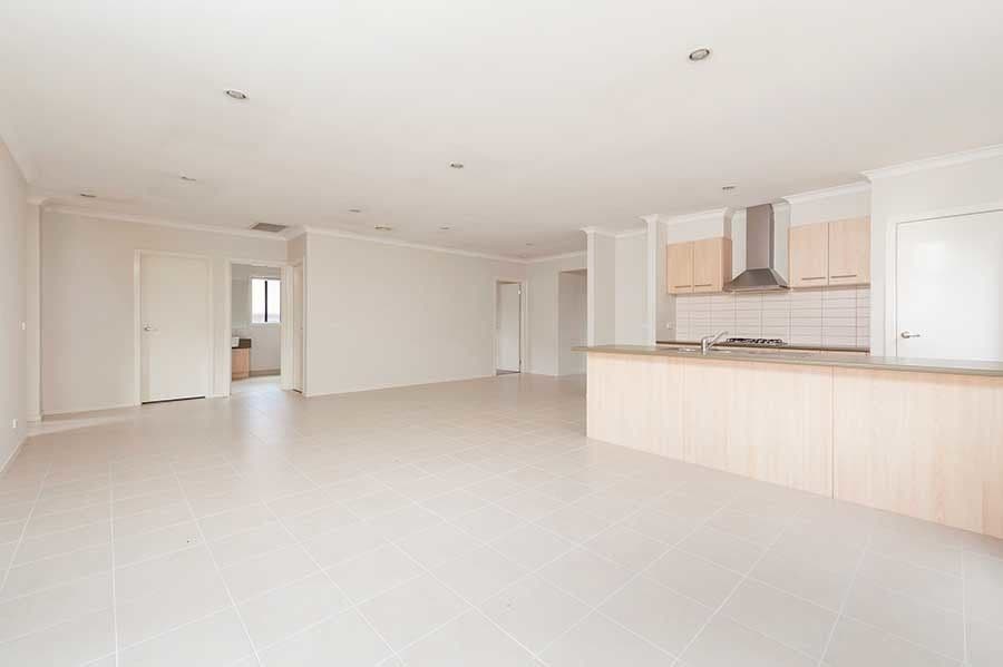110 Huntington Drive, Craigieburn VIC 3064, Craigieburn - Thumbnail 4