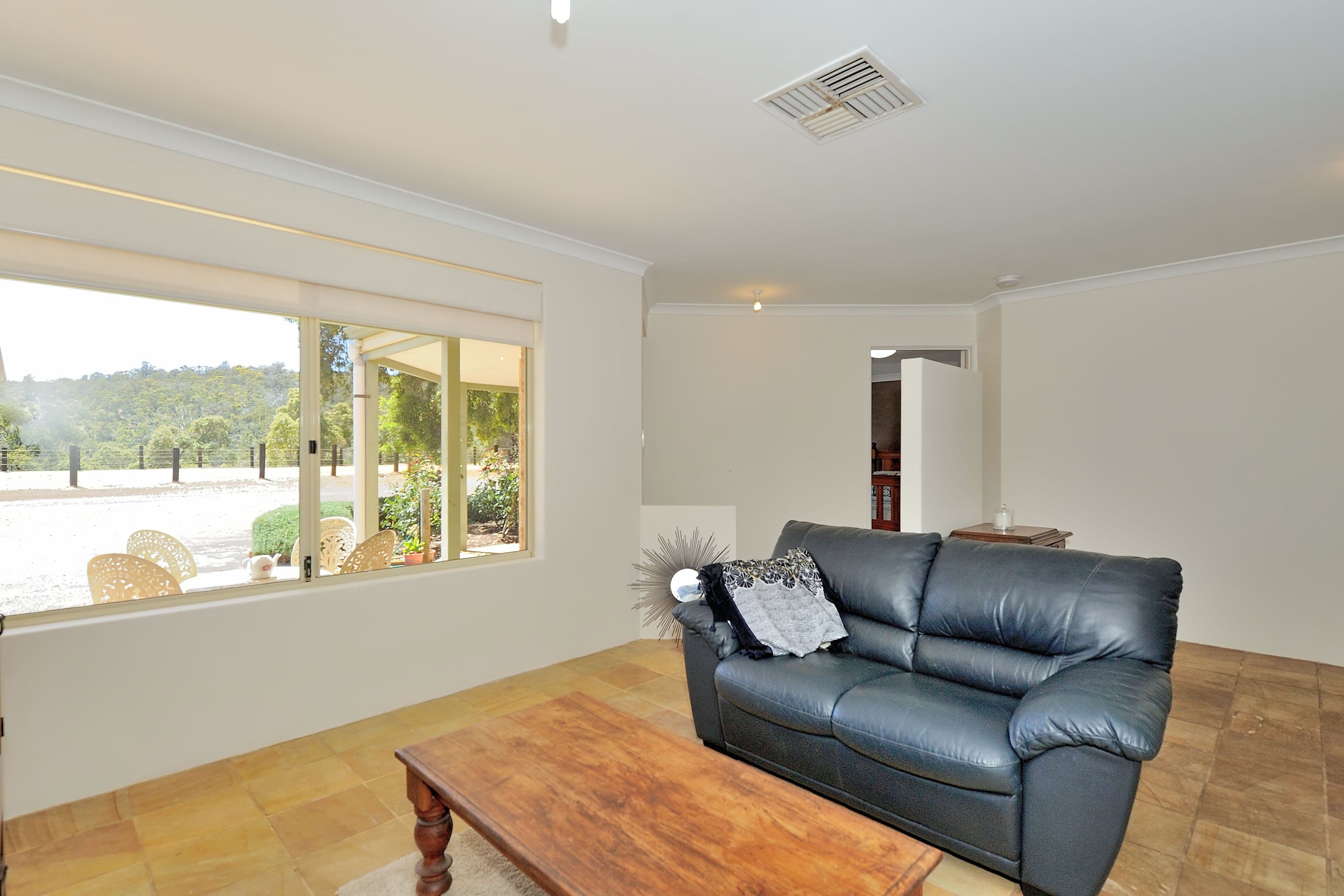 363 Meadowbrook Ramble, Bullsbrook WA 6084, Bullsbrook - Thumbnail 5