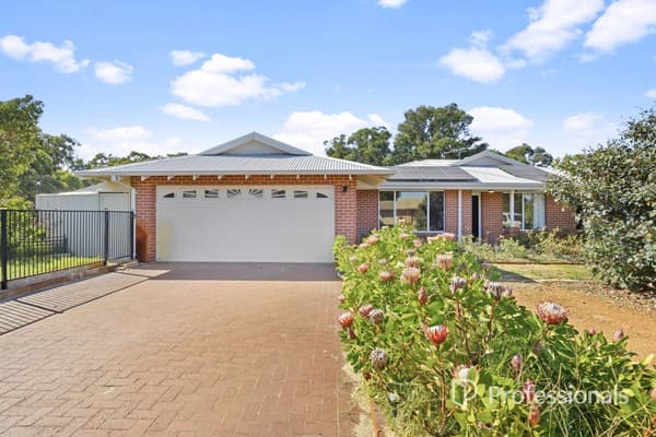 12 Bedingfield Way, Australind WA 6233, Australind - Image 1