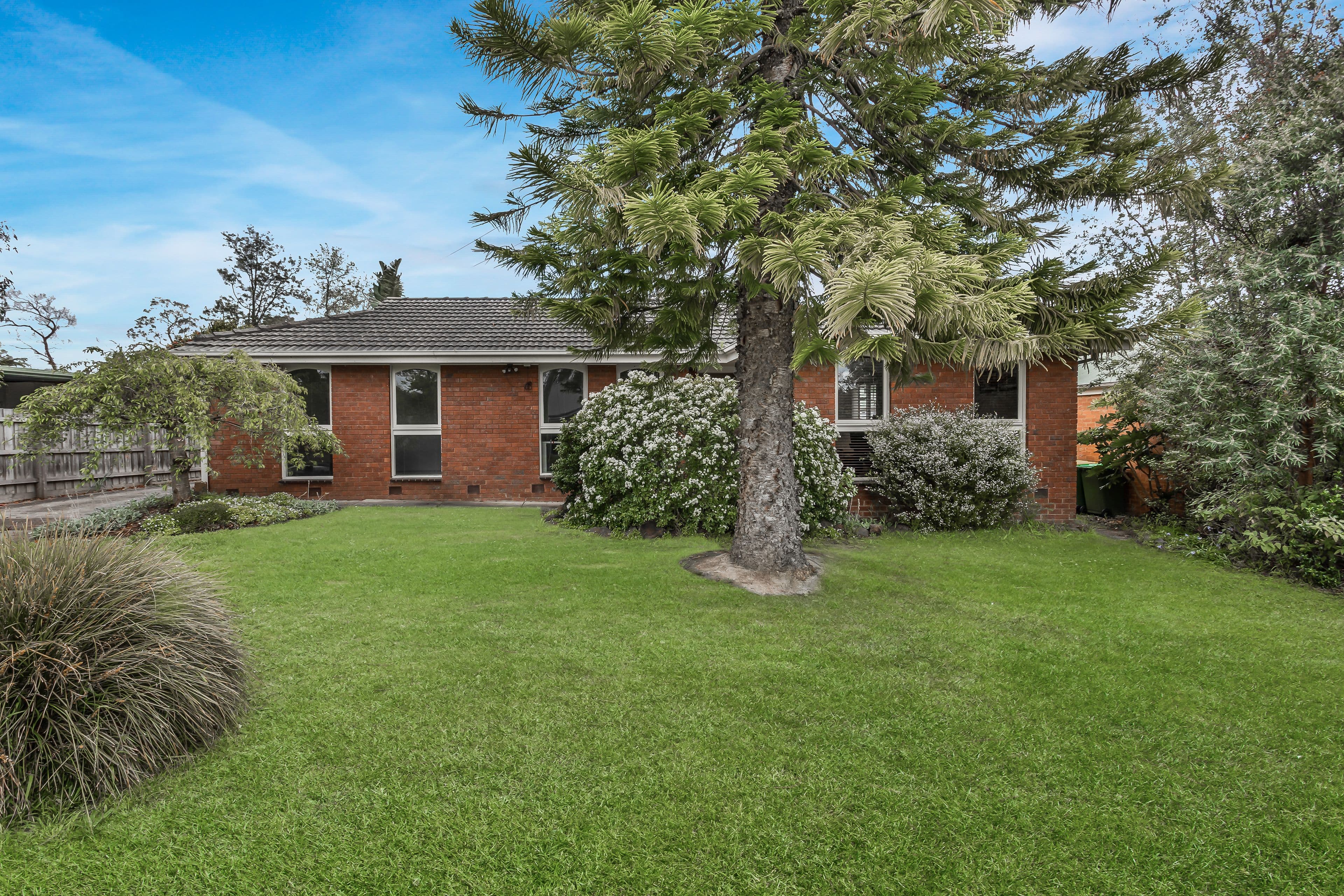3 Bourke Street, Mount Evelyn VIC 3796, Mount Evelyn - Thumbnail 2