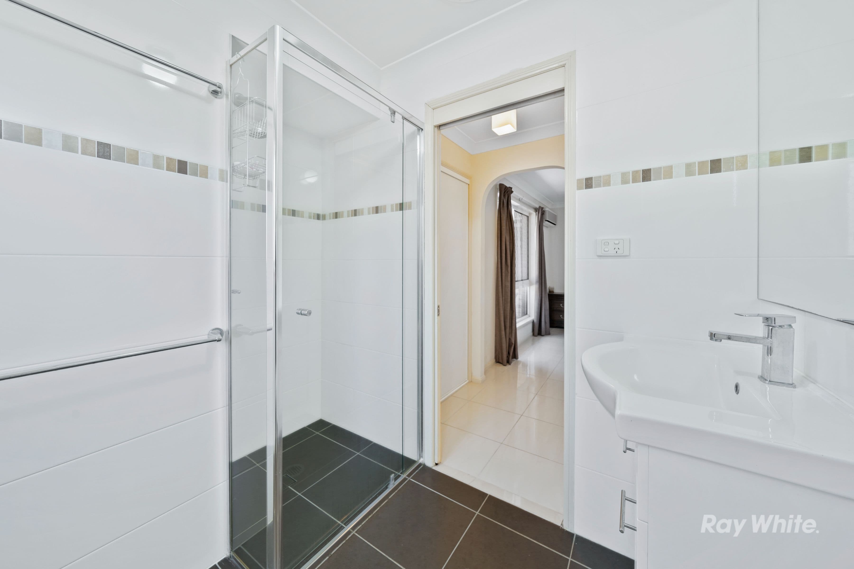 20 Fromelles Court, Regents Park QLD 4118, Regents Park - Thumbnail 8