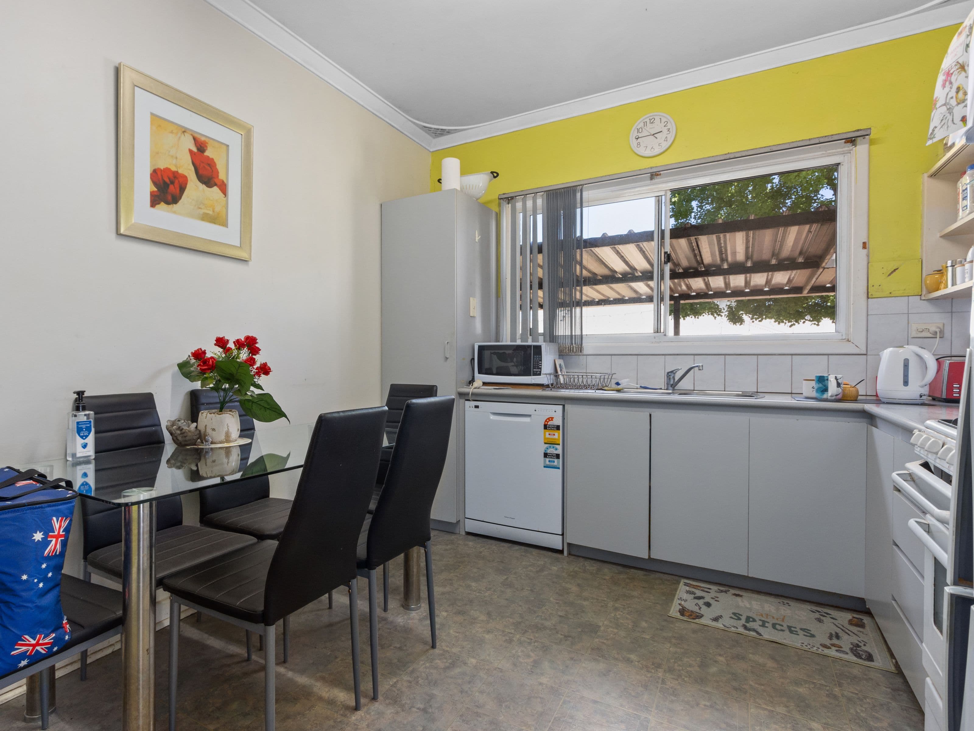14 Dixon Avenue, Kewdale WA 6105, Kewdale - Thumbnail 8