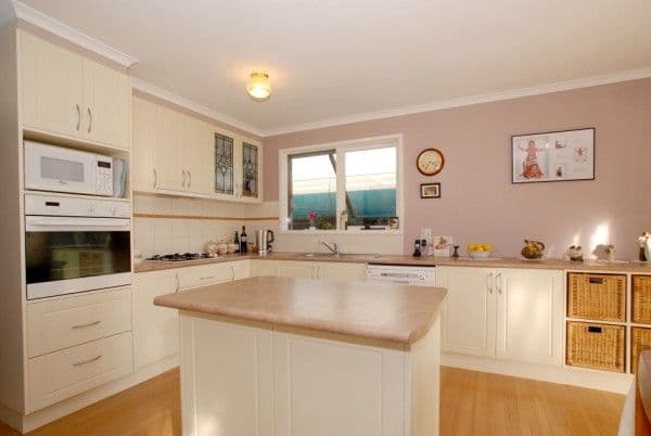13 Kestrel Court, CARRUM DOWNS VIC 3201, Carrum Downs - Thumbnail 2