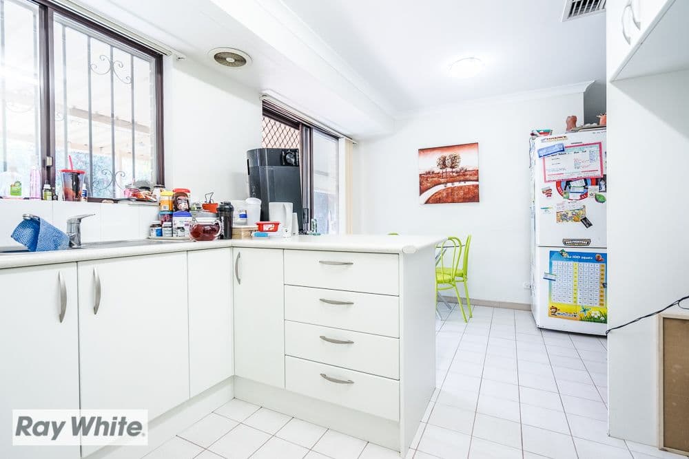 21 Horton Crescent, Marangaroo WA 6064, Marangaroo - Thumbnail 3