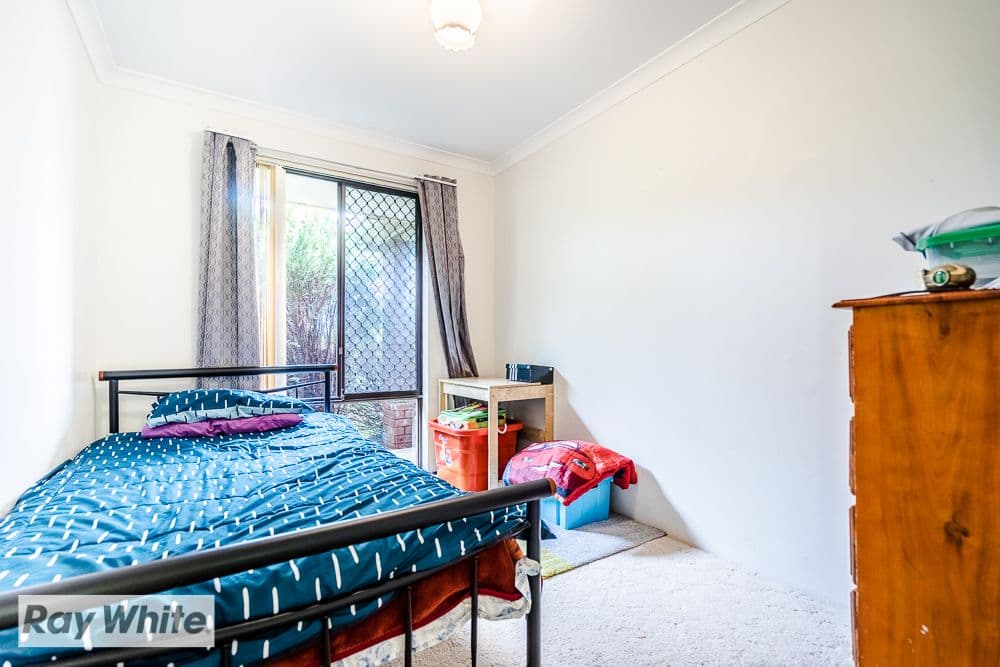 21 Horton Crescent, Marangaroo WA 6064, Marangaroo - Thumbnail 6
