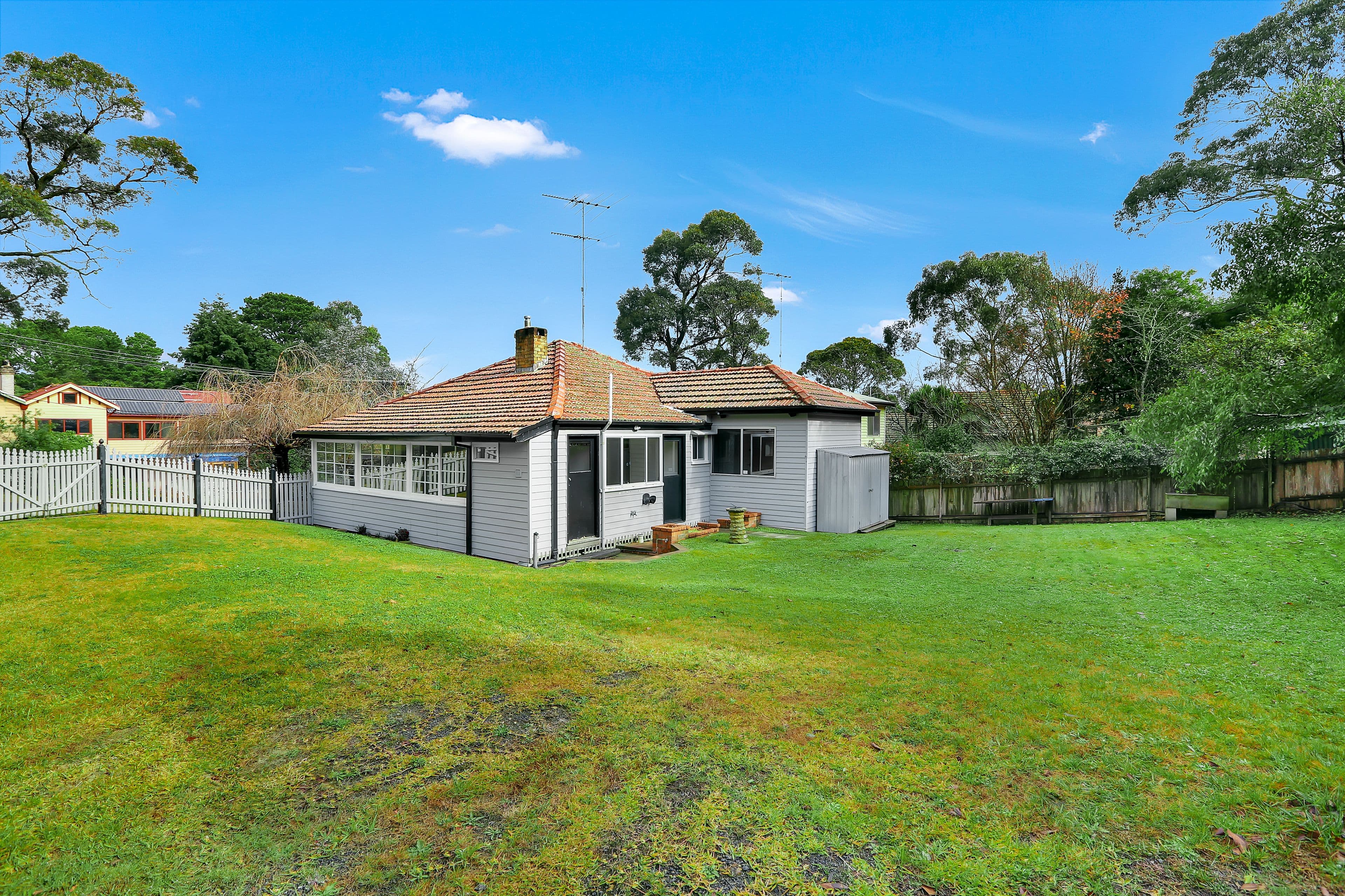 3 Thirroul Avenue, Blackheath - Image 1