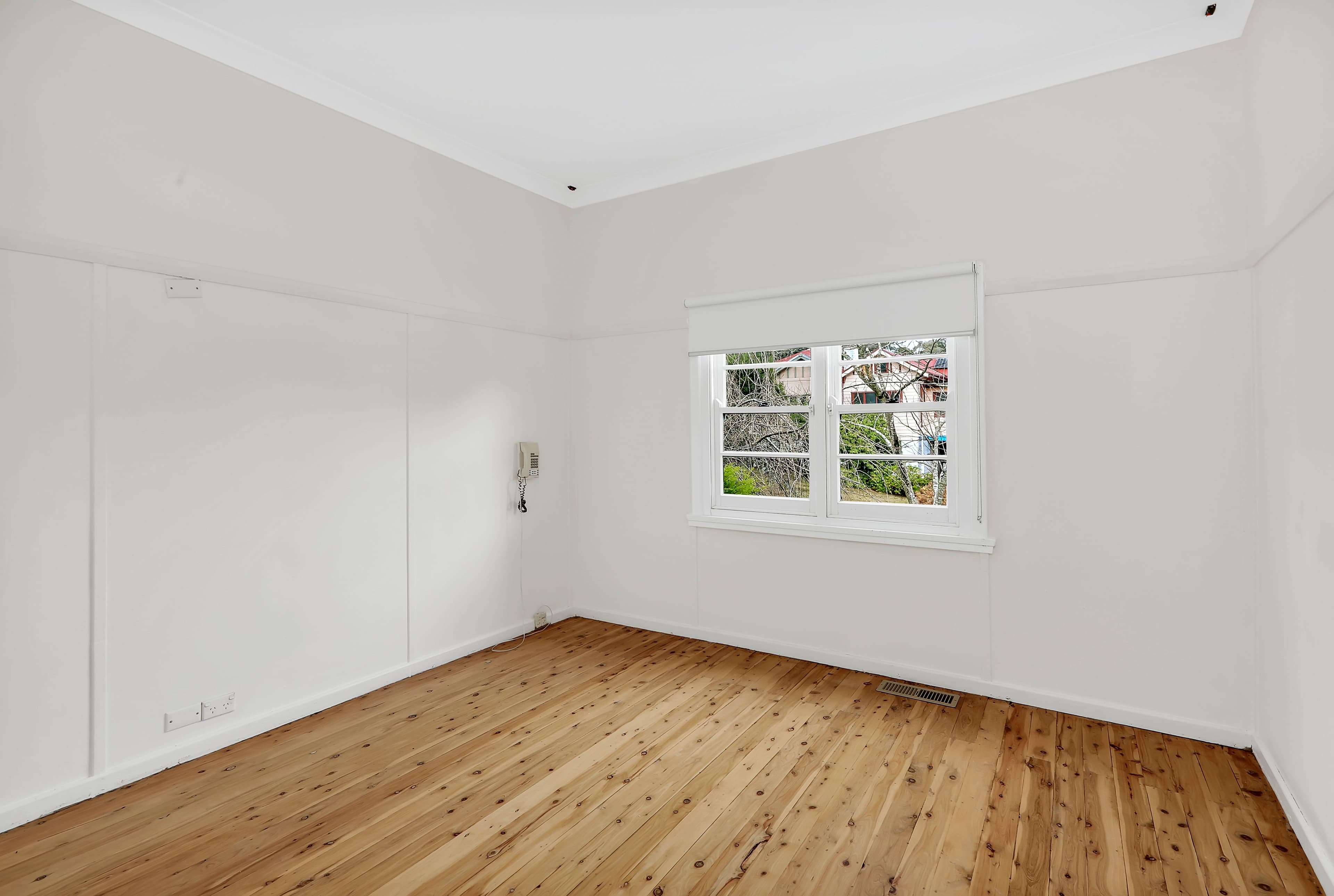 3 Thirroul Avenue, Blackheath - Thumbnail 4