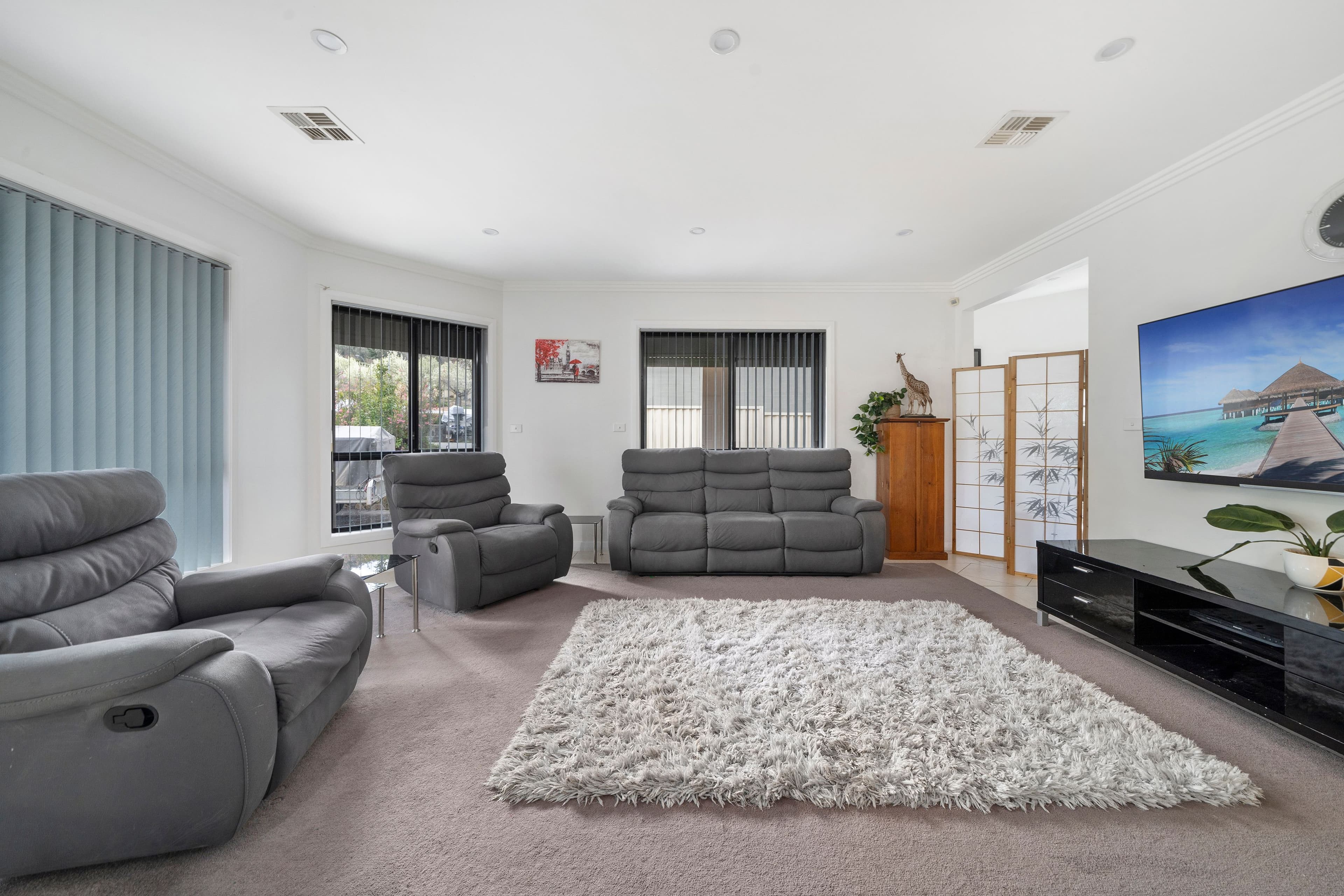 138 Halloran Drive, Jerrabomberra NSW 2619, Jerrabomberra - Thumbnail 5