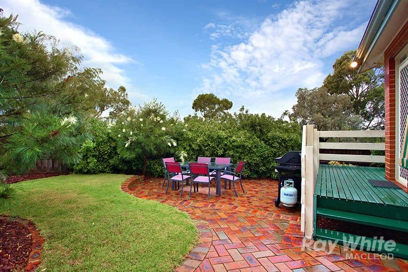 9 Fricker Avenue, GREENSBOROUGH VIC 3088, Greensborough - Thumbnail 8