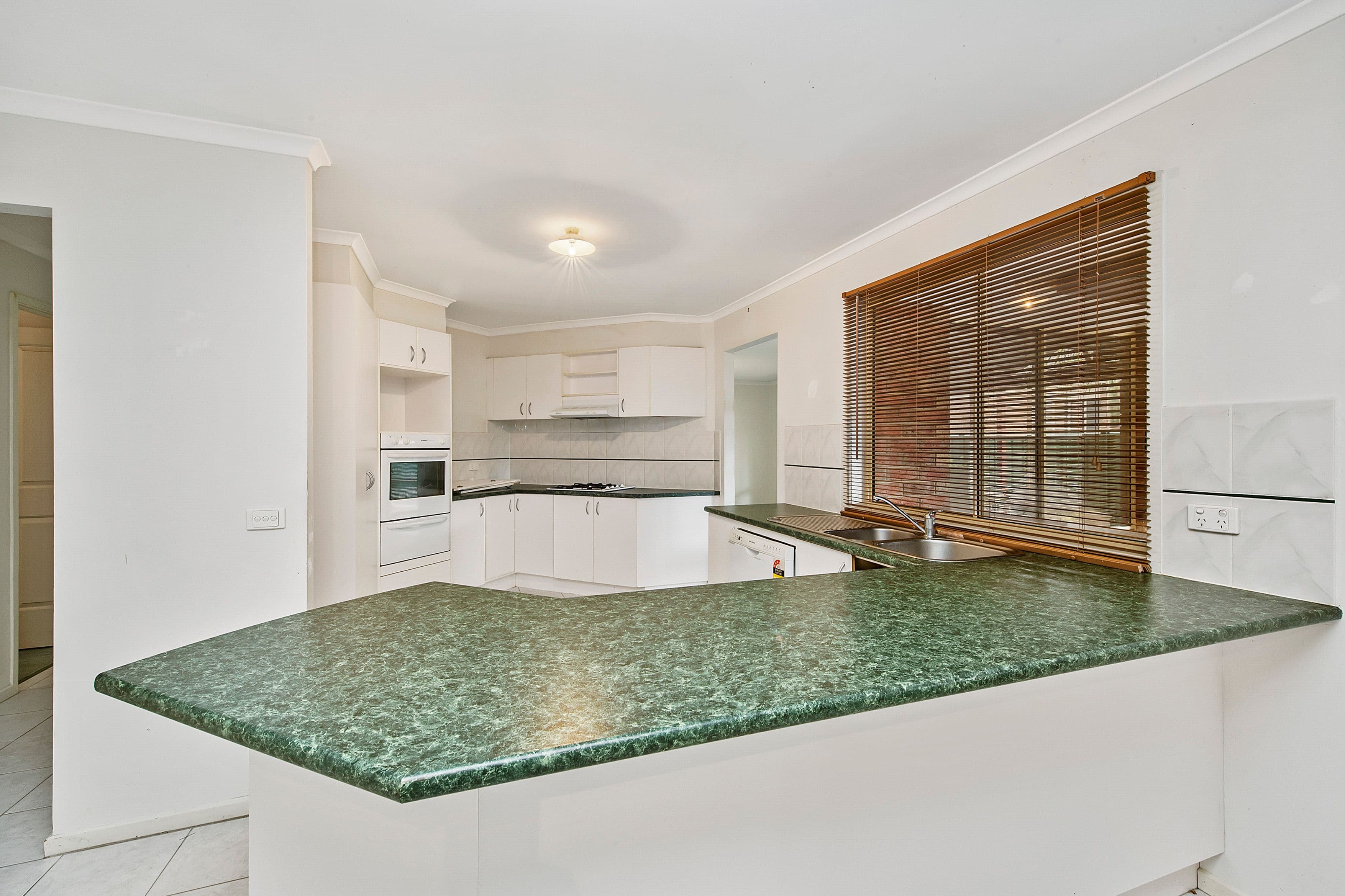 14 Woodbridge Place, Burnside VIC 3023, Burnside - Thumbnail 2