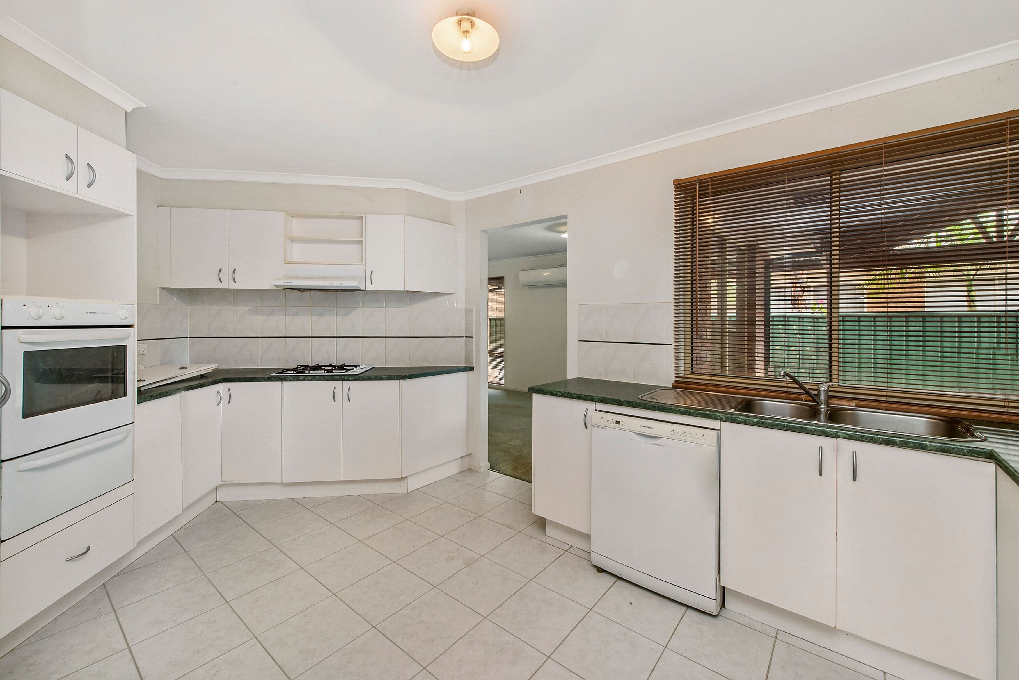 14 Woodbridge Place, Burnside VIC 3023, Burnside - Thumbnail 3