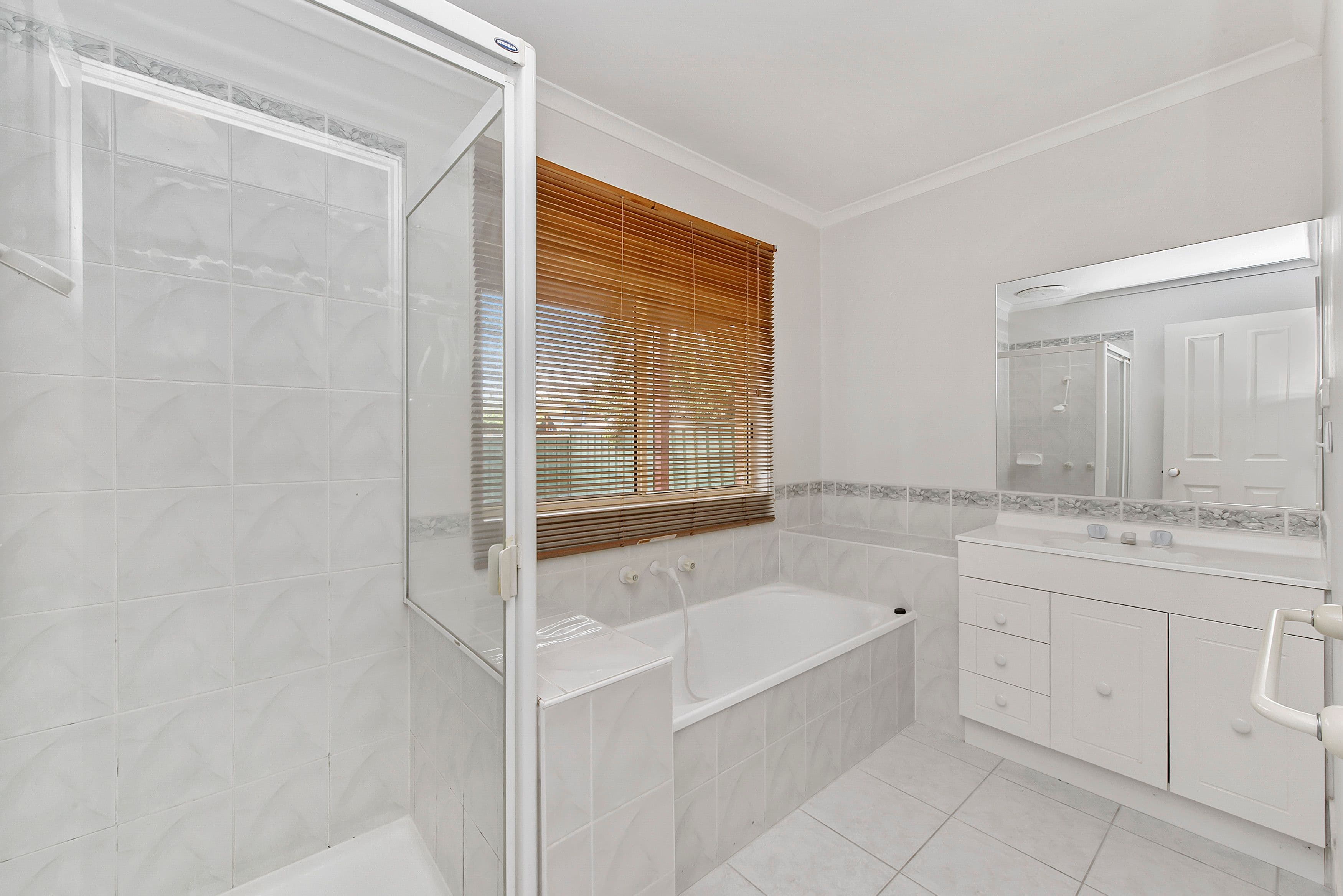 14 Woodbridge Place, Burnside VIC 3023, Burnside - Thumbnail 6