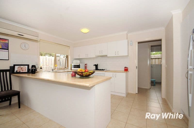 31A Maculata Drive, CRANBOURNE WEST VIC 3977, Cranbourne West - Thumbnail 2