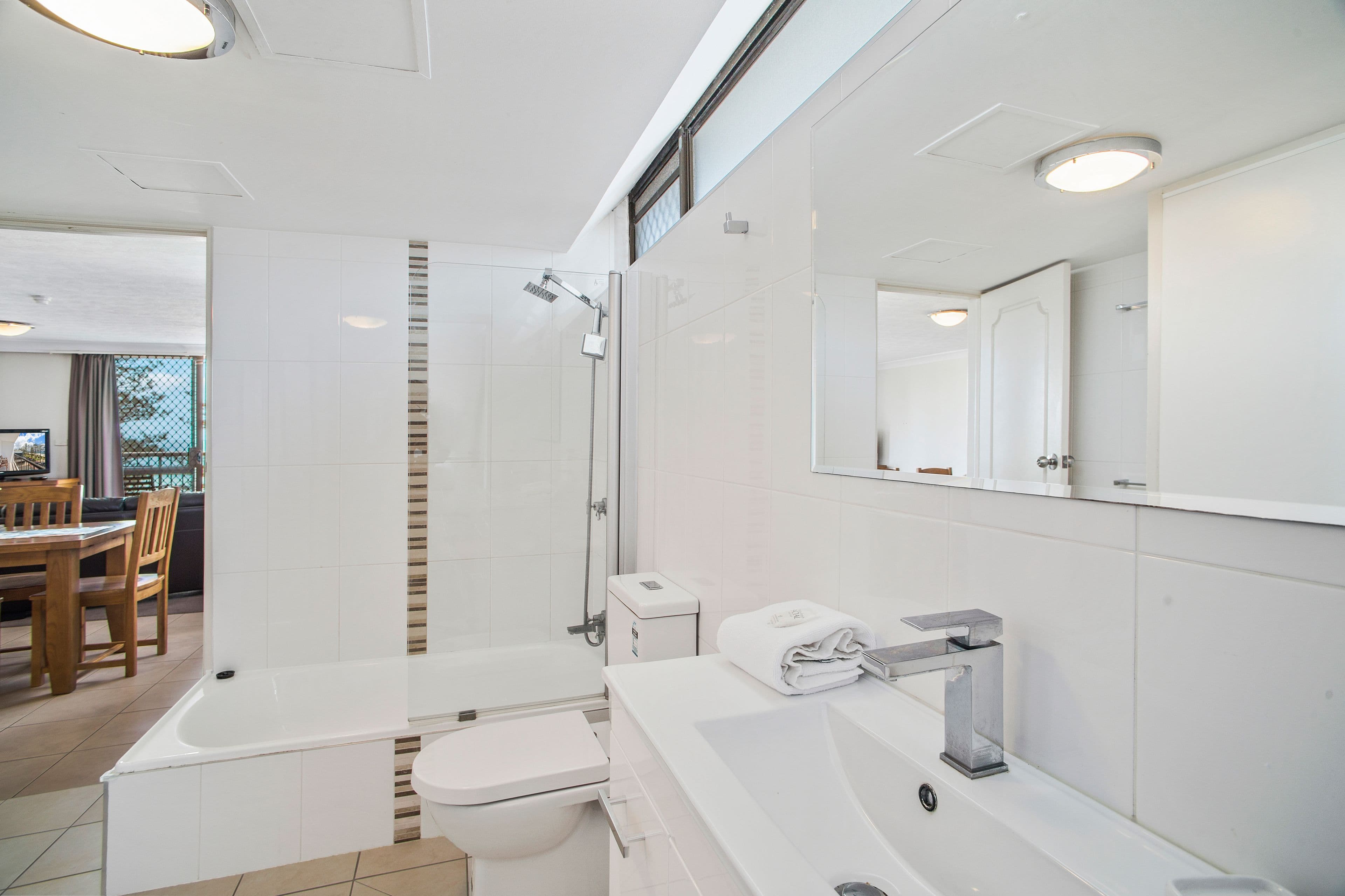 82 Marine Parade 'Aries', Coolangatta QLD 4225, Coolangatta - Thumbnail 4