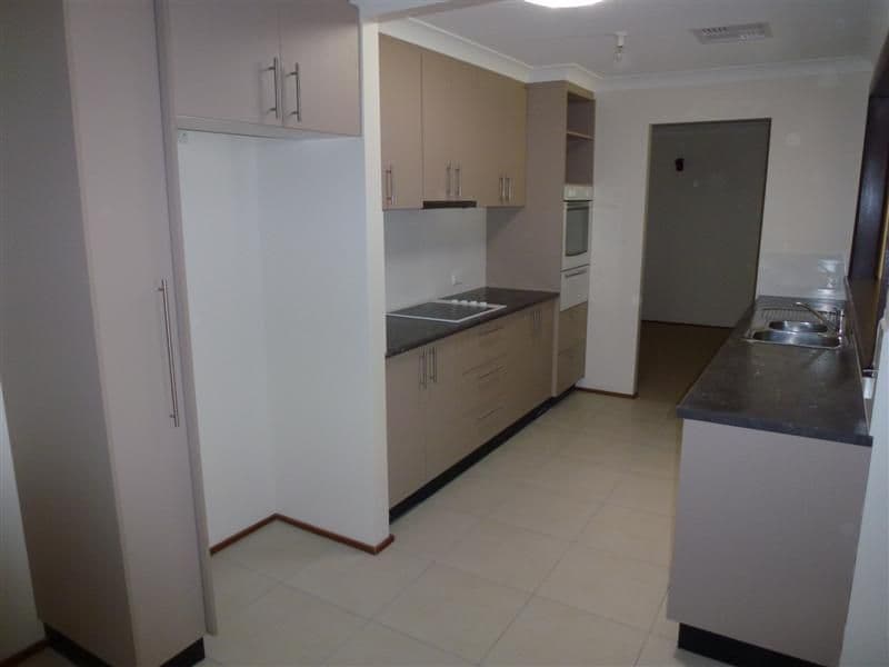 59 Oxley Circle, DUBBO NSW 2830, Dubbo - Thumbnail 5