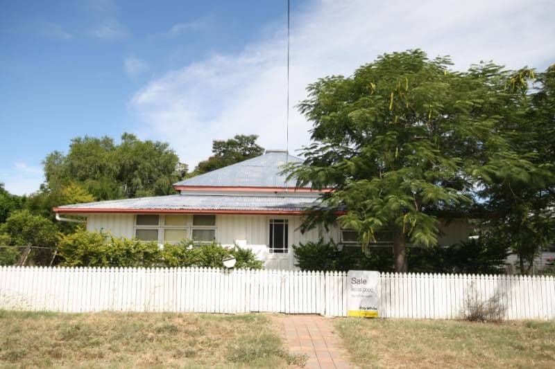 138 Emu Street, LONGREACH QLD 4730, Longreach - Image 1