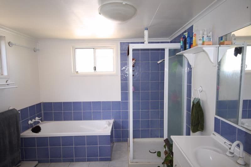 138 Emu Street, LONGREACH QLD 4730, Longreach - Thumbnail 7