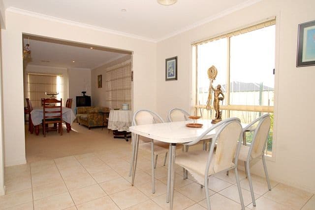 10 Mainsail Drive, WYNDHAM VALE VIC 3024, Wyndham Vale - Thumbnail 5