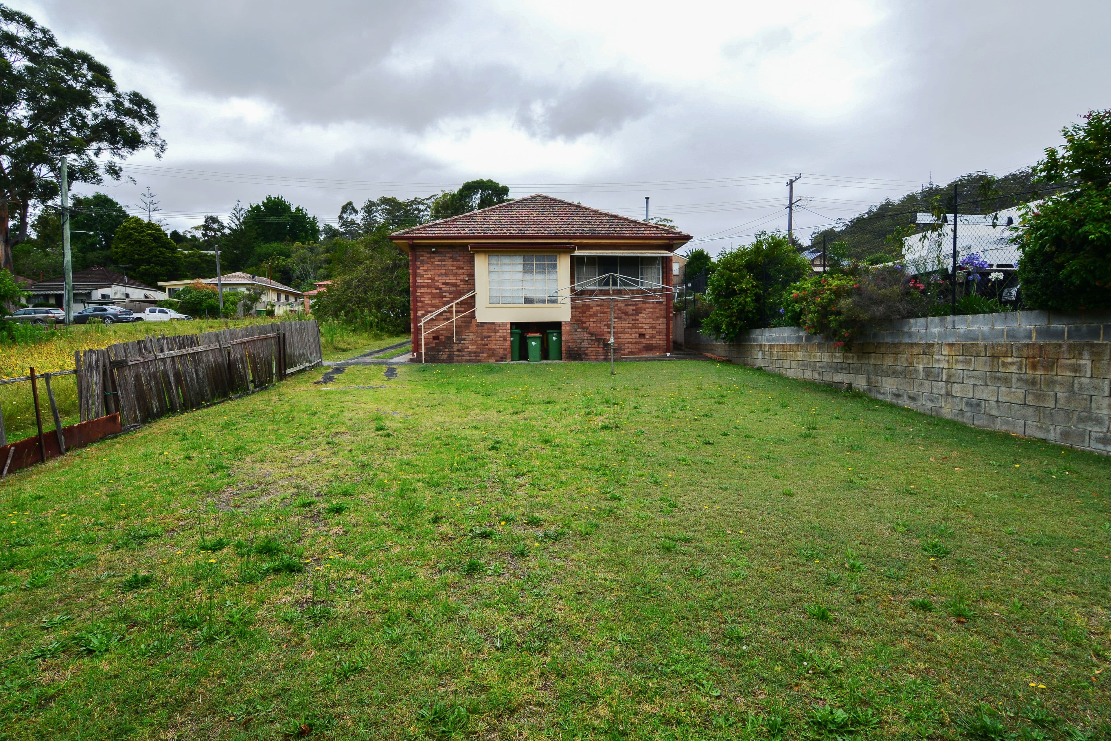 32 Hills Street, North Gosford - Thumbnail 2