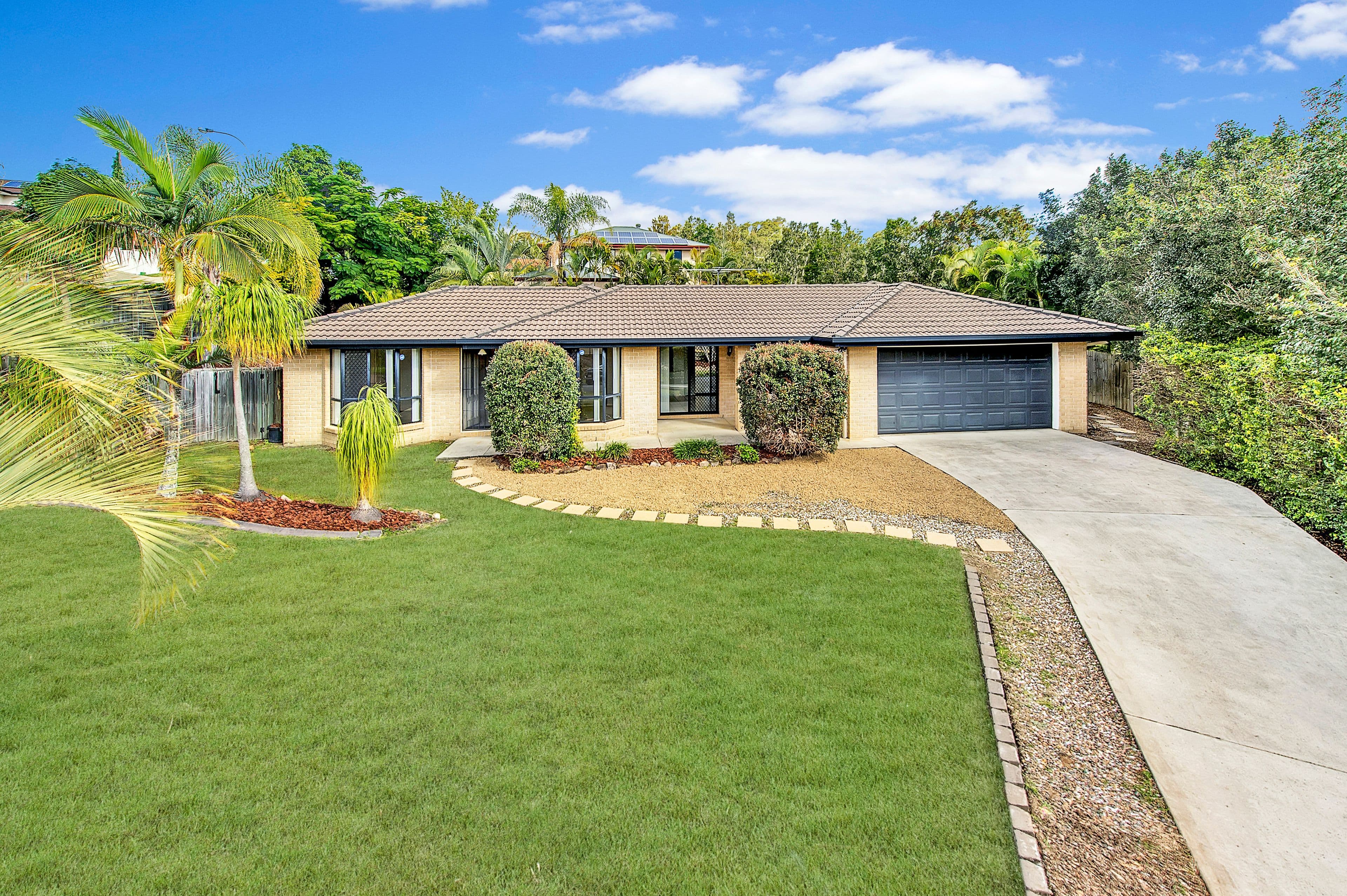 97 Halleys Crescent, Bridgeman Downs QLD 4035, Bridgeman Downs - Thumbnail 2